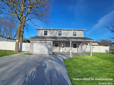 1285 Waverly Ave, Farmingville, NY 11738
