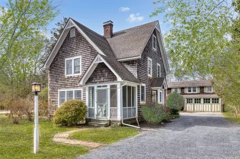 35 Woodland Ave, Westhampton Beach, NY 11978