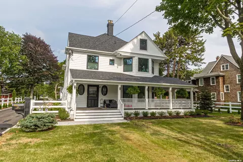 183 Candee Ave, Sayville, NY 11782