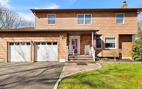 33 April Ave, Dix Hills, NY 11746