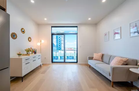 134-16 35th Ave #5C, Flushing, NY 11354