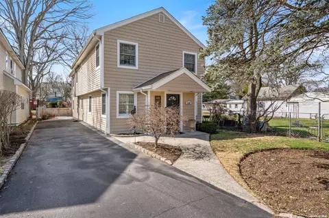 540 Bedell Ter, West Hempstead, NY 11552