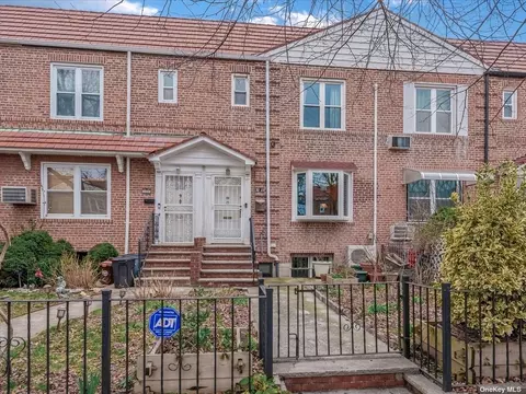 32-23 77th St, East Elmhurst, NY 11370