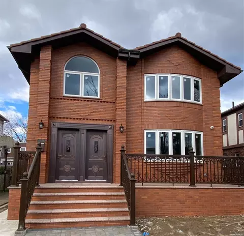 75-08 170 St, Flushing, NY 11366