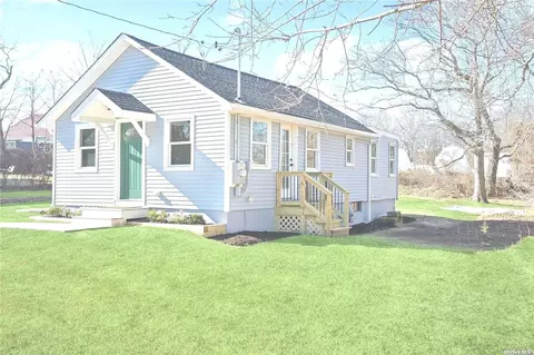 265 Factory Ave, Mattituck, NY 11952