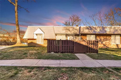 55 Birchwood Dr #55, Port Jefferson Station, NY 11776