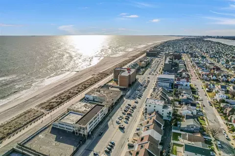 529 W Broadway #LC, Long Beach, NY 11561
