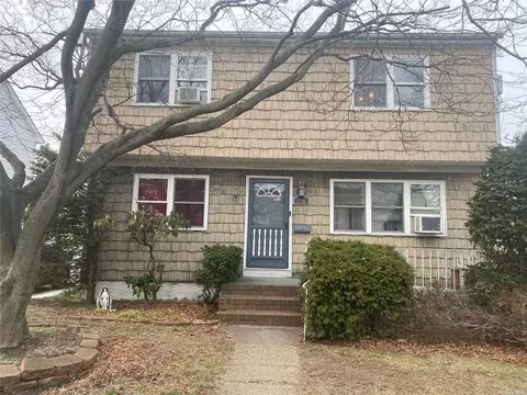 216 Belmont Blvd, Elmont, NY 11003