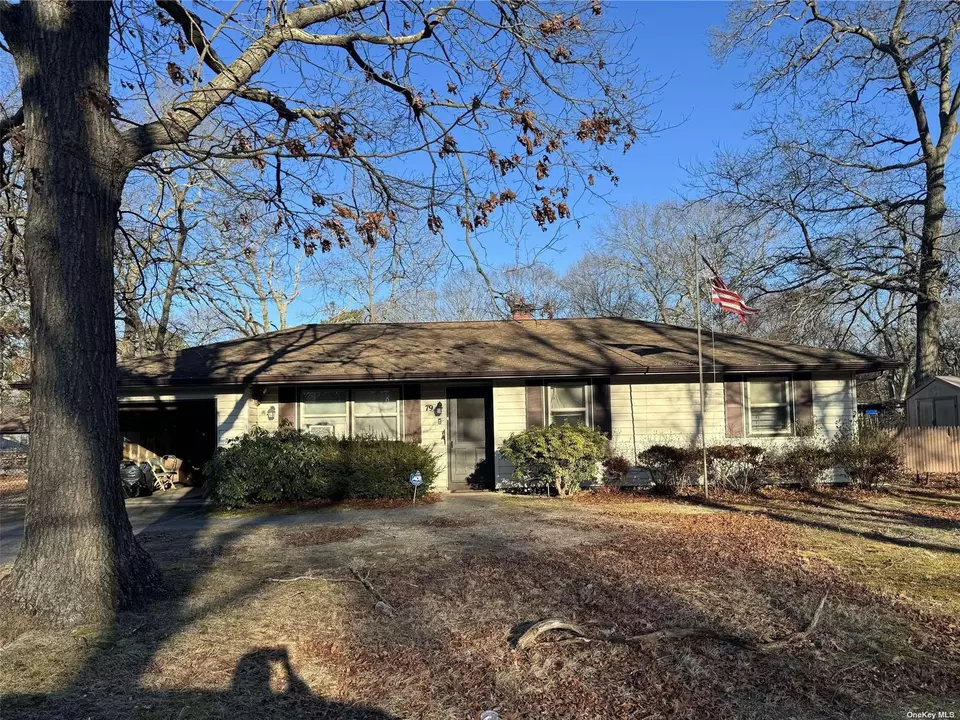 79 Homestead Dr, Coram, NY 11727 12 Photos Movoto