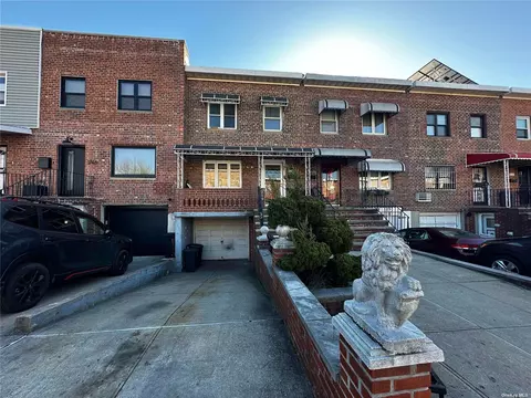 17-44 Starr St, Ridgewood, NY 11385