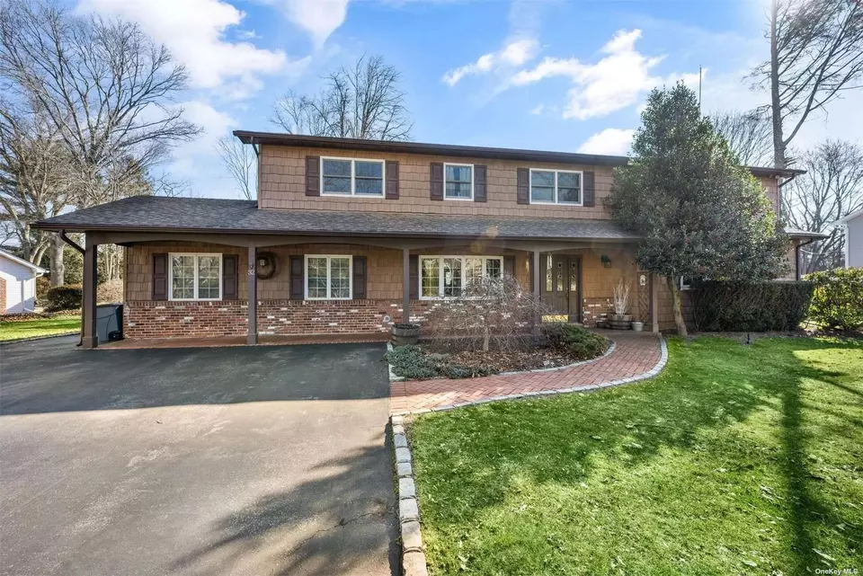 32 Delmar Ln, Commack, NY 11725 26 Photos Movoto