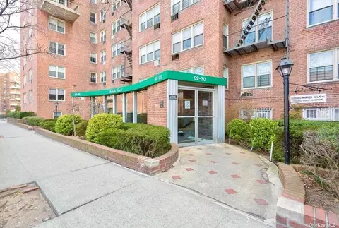 92-30 56th Ave #3G, Elmhurst, NY 11373