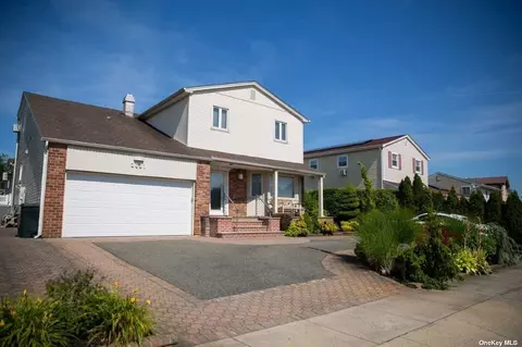3081 Susan Rd, Bellmore, NY 11710