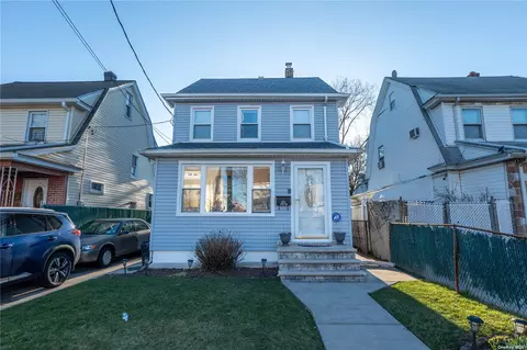 110-66 199th St, Jamaica, NY 11412