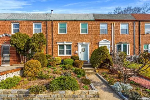 169-13 22nd Ave, Whitestone, NY 11357