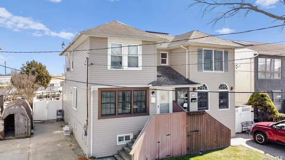 3321 Murdock Ave, Oceanside, NY 11572 28 Photos Movoto