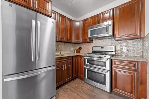 778 Brook Ave #32B, Bronx, NY 10451
