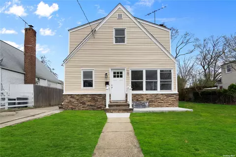 191 Alabama Ave, Hempstead, NY 11550