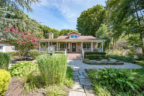 165 Cambon Ave, Saint James, NY 11780