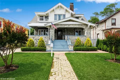 505 Grassmere Ter, Far Rockaway, NY 11691