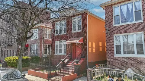 284 E 53rd St, Brooklyn, NY 11203