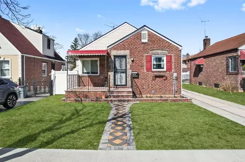 225-19 114th Ave, Cambria Heights, NY 11411