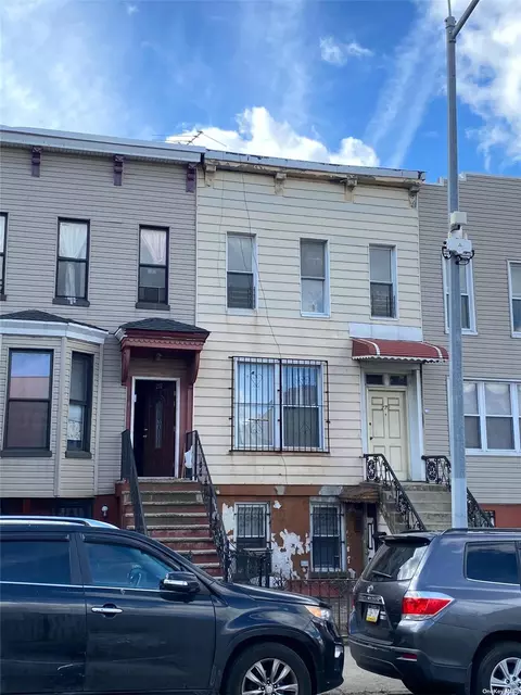 270 53rd St, Brooklyn, NY 11220