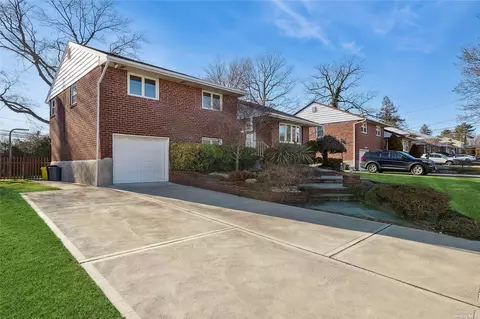 Undisclosed, Plainview, NY 11803