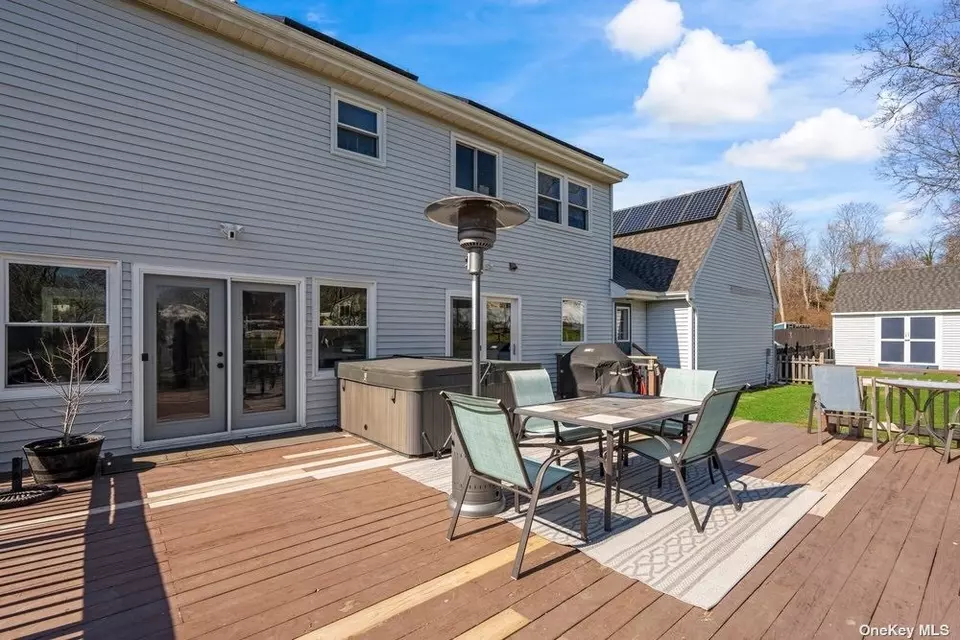 61 Wading River Randall Rd, Wading River, NY 11792 36 Photos Movoto