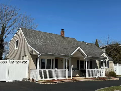 56 Academy Ln, Levittown, NY 11756