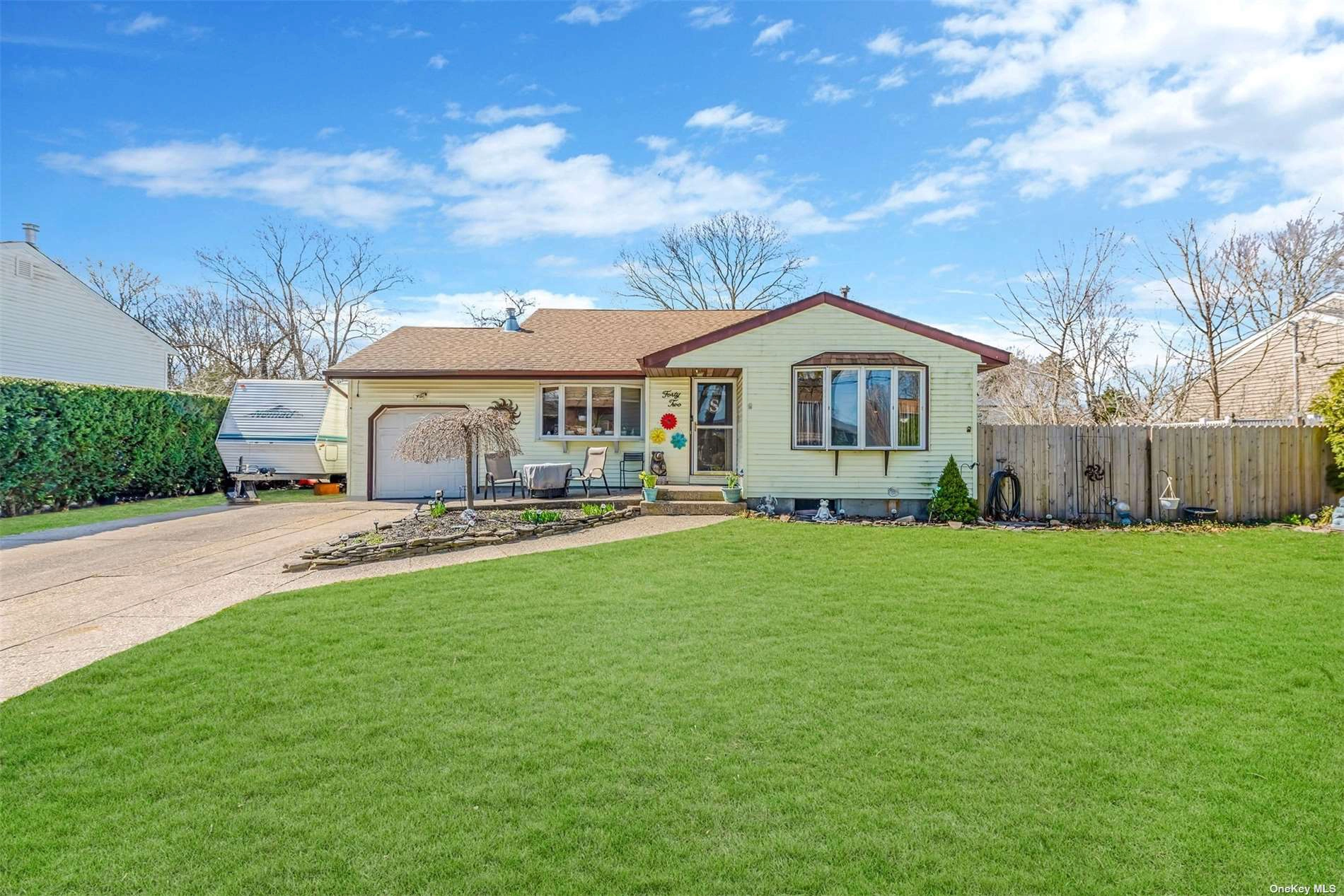 42 Mallard Ave  