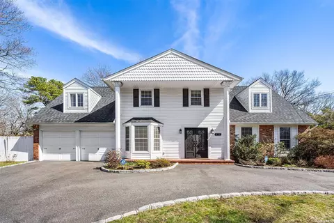 411 Bicycle Path, Port Jefferson Station, NY 11776