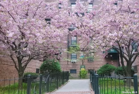 44-16 Macnish St #1A, Elmhurst, NY 11373