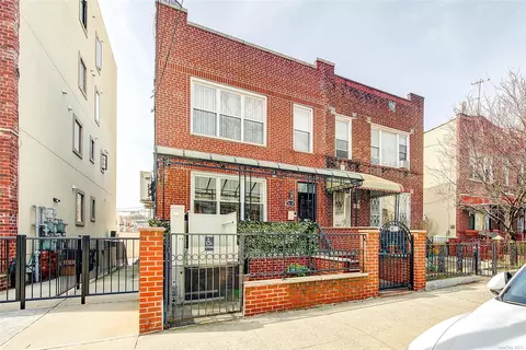 24-10 24th Ave, Astoria, NY 11102