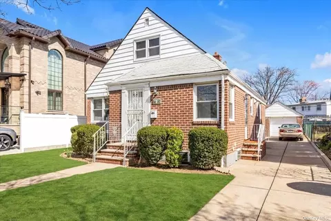 56-37 Hollis Court Blvd, Fresh Meadows, NY 11365