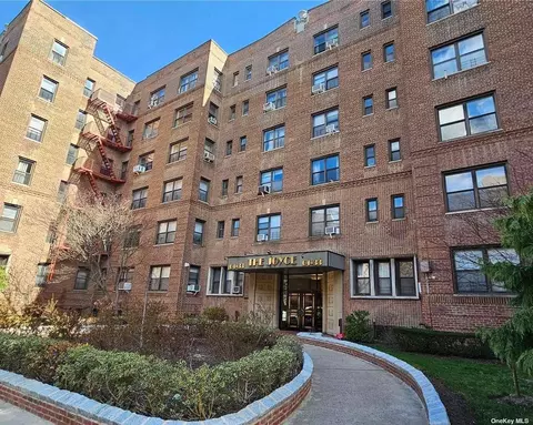 64-33 99th St #3H, Rego Park, NY 11374