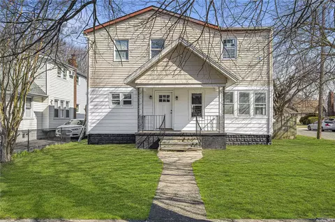 471 Baldwin Ave, North Baldwin, NY 11510