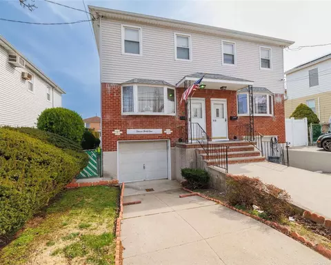 11-31 126th St, College Point, NY 11356