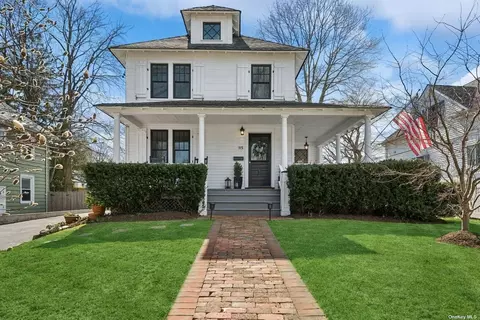 115 Carley Ave, Huntington, NY 11743