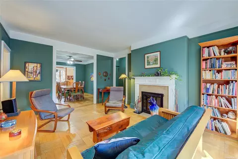 34-42 80th St #42, Jackson Heights, NY 11372