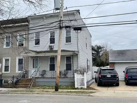 1108 1st Ave, New Hyde Park, NY 11040