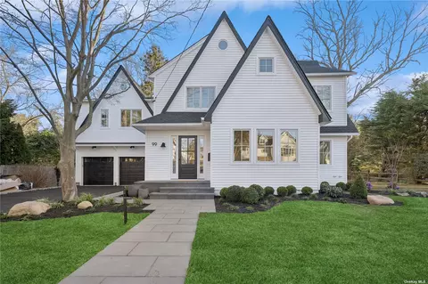 99 Oakland Ave, Port Washington, NY 11050