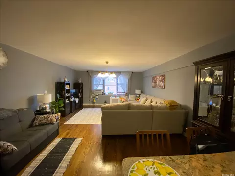 145 Lincoln Ave #3M, Staten Island, NY 10306