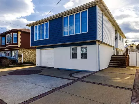 160-22 84th St, Howard Beach, NY 11414