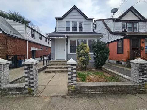 190-38 117th Rd, Jamaica, NY 11412