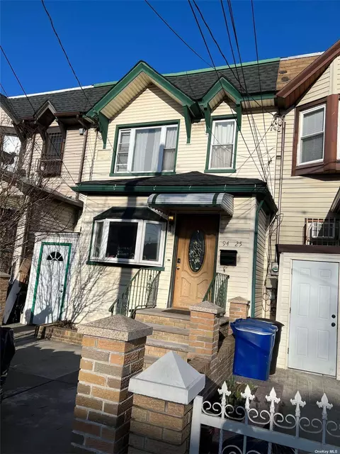94-25 76th St, Ozone Park, NY 11416