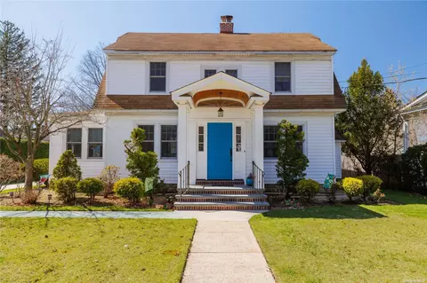 92 Hendrickson Ave, Rockville Centre, NY 11570