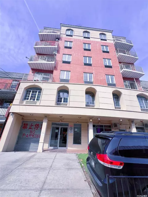 144-49 Barclay Ave #6D, Flushing, NY 11355