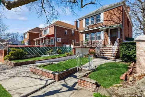 196-19 45th Rd, Flushing, NY 11358