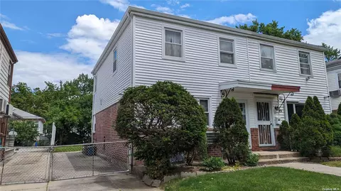 64-33 Bell Blvd, Bayside, NY 11364